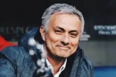 樊振东轮休悠闲逛街观英超，喜看萨尔布吕肯夺冠